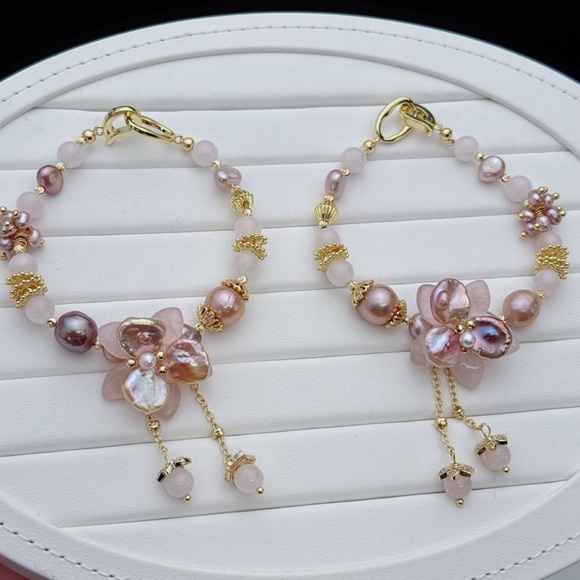 B159 Handmade Freshwater Baroque Pearl Rose Quartz Flower Bracelet